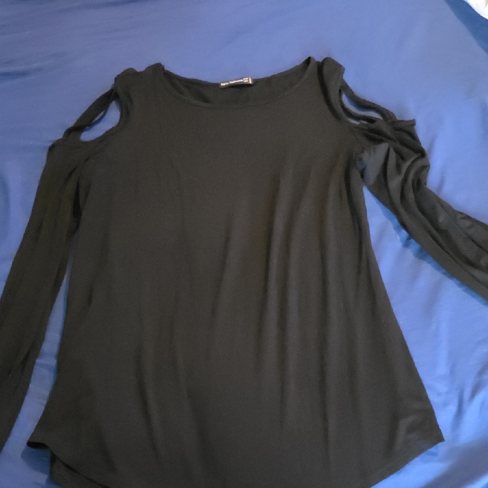 Women's Black Cold Shoulder Top